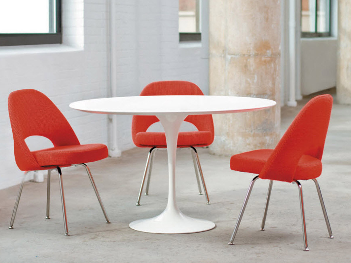 Knoll Saarinen Table Round