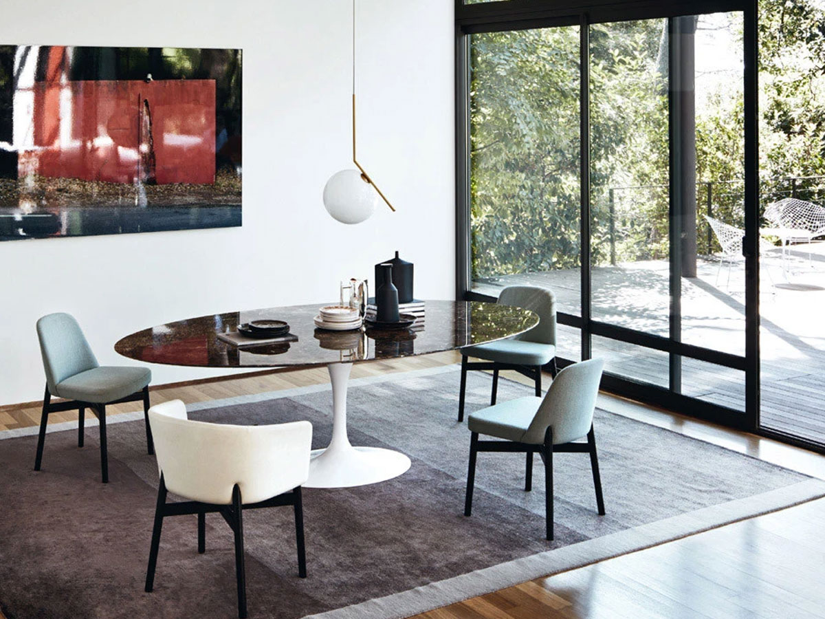Knoll Saarinen Oval Table