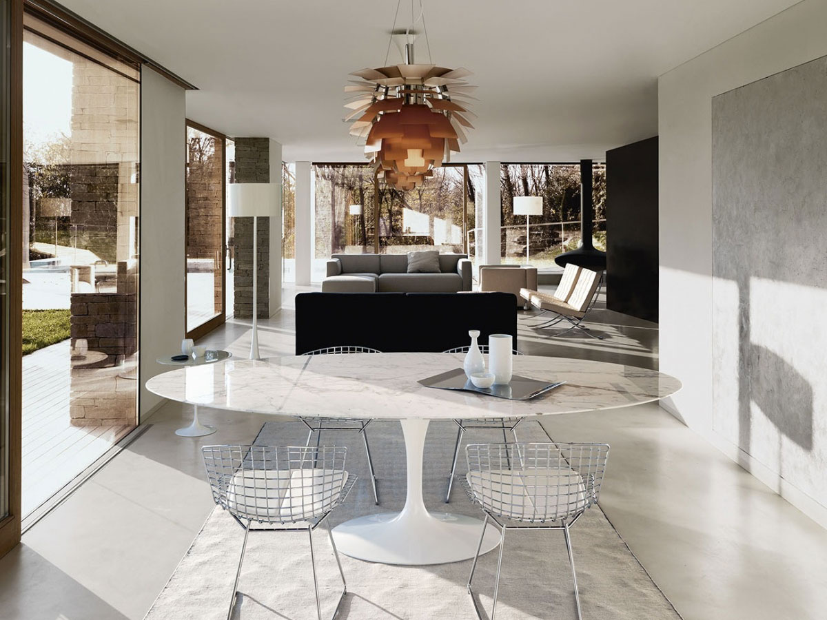 Knoll Saarinen Oval Table