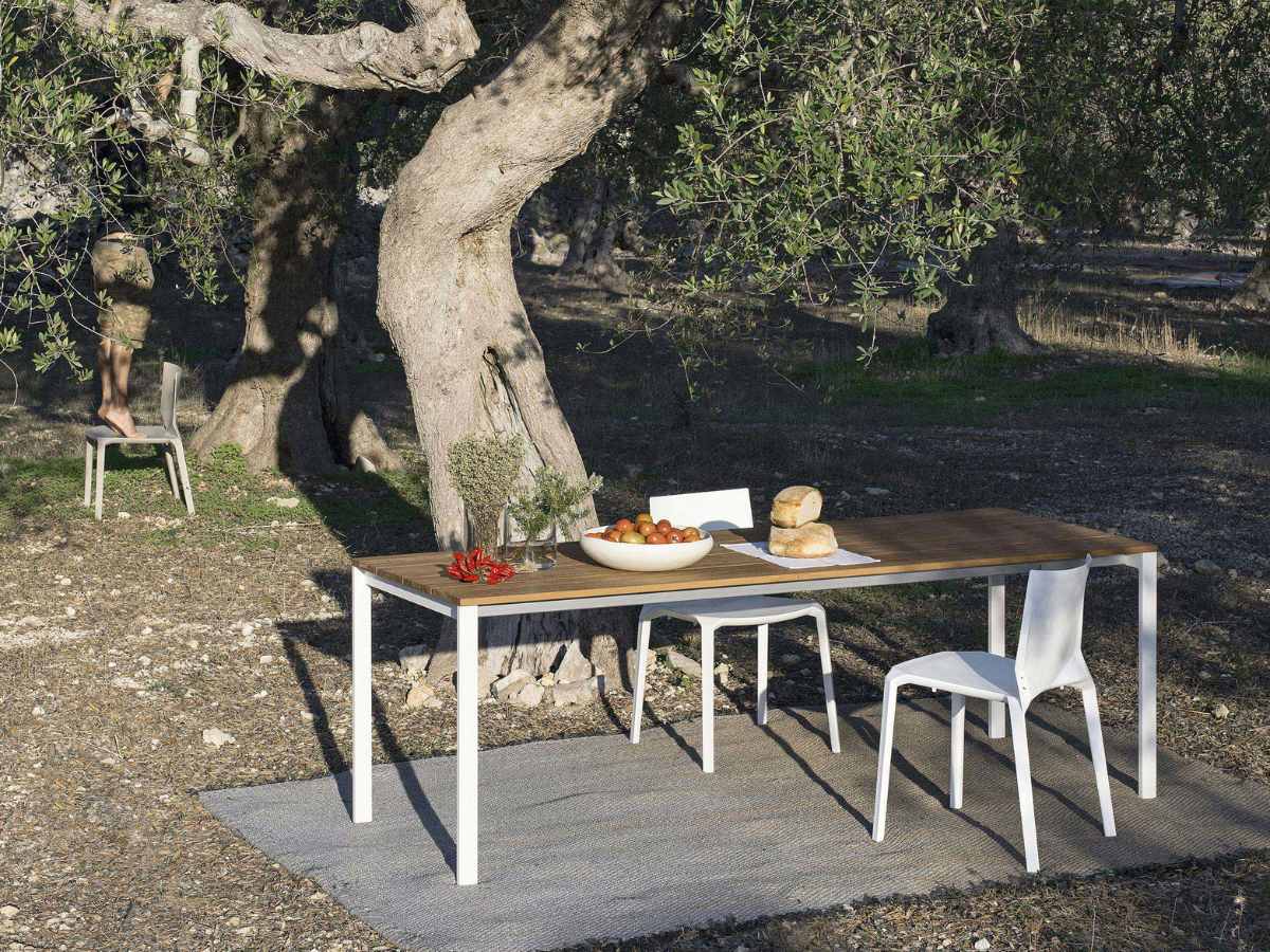 Kristalia Be Easy Table Slatted Teak Top Depth 79 Cm White Legs