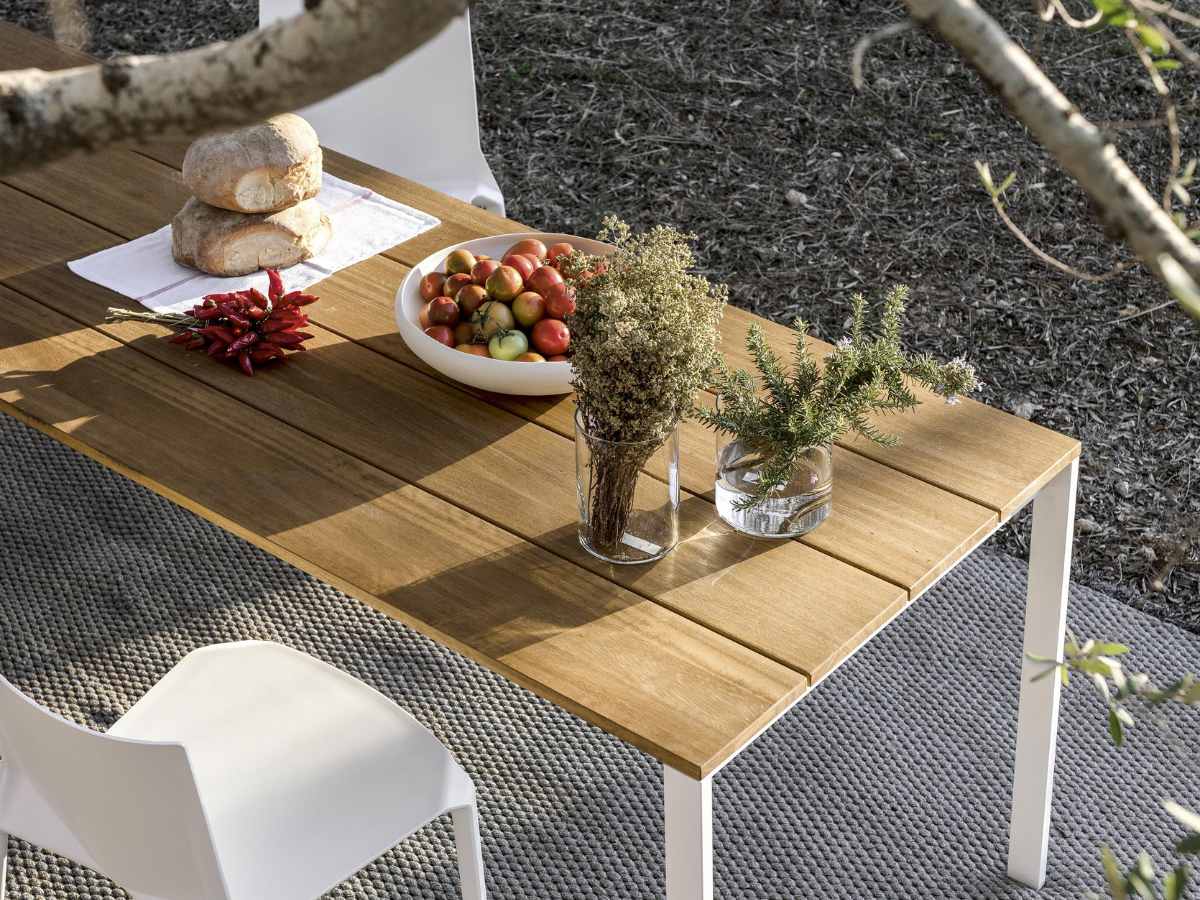 Kristalia Be Easy Table Slatted Teak Top Depth 79 Cm White Legs