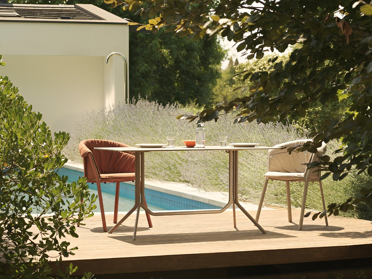 Kristalia Compas Outdoor Armchair