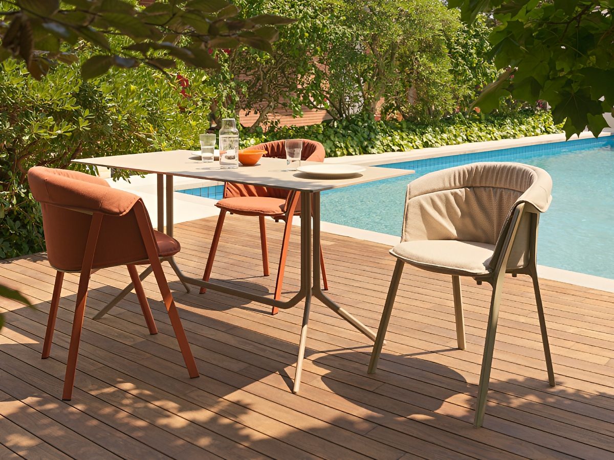 Kristalia Compas Outdoor Armchair