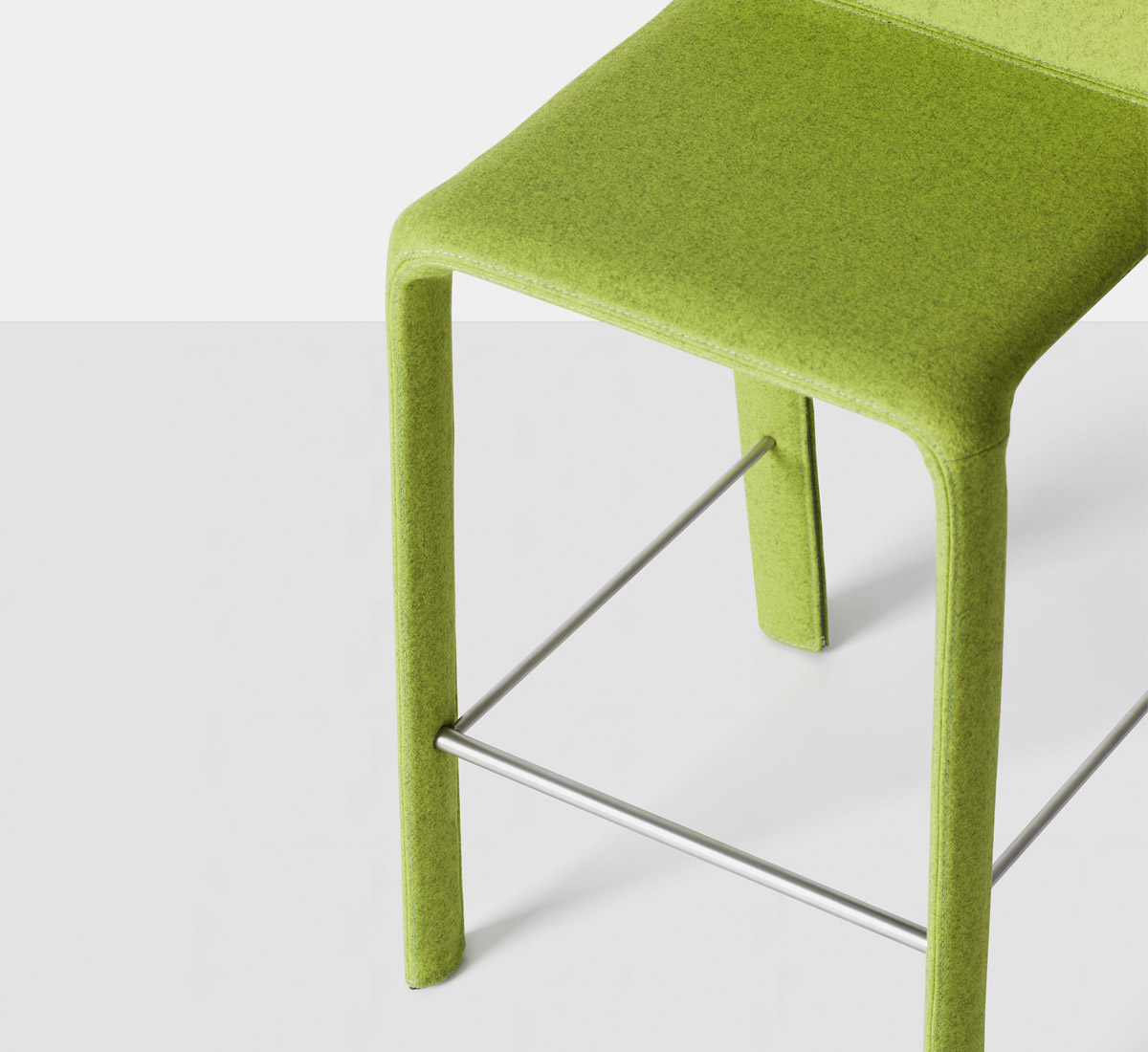 Kristalia Joko Stool 99 Cm Con Poggiapiede