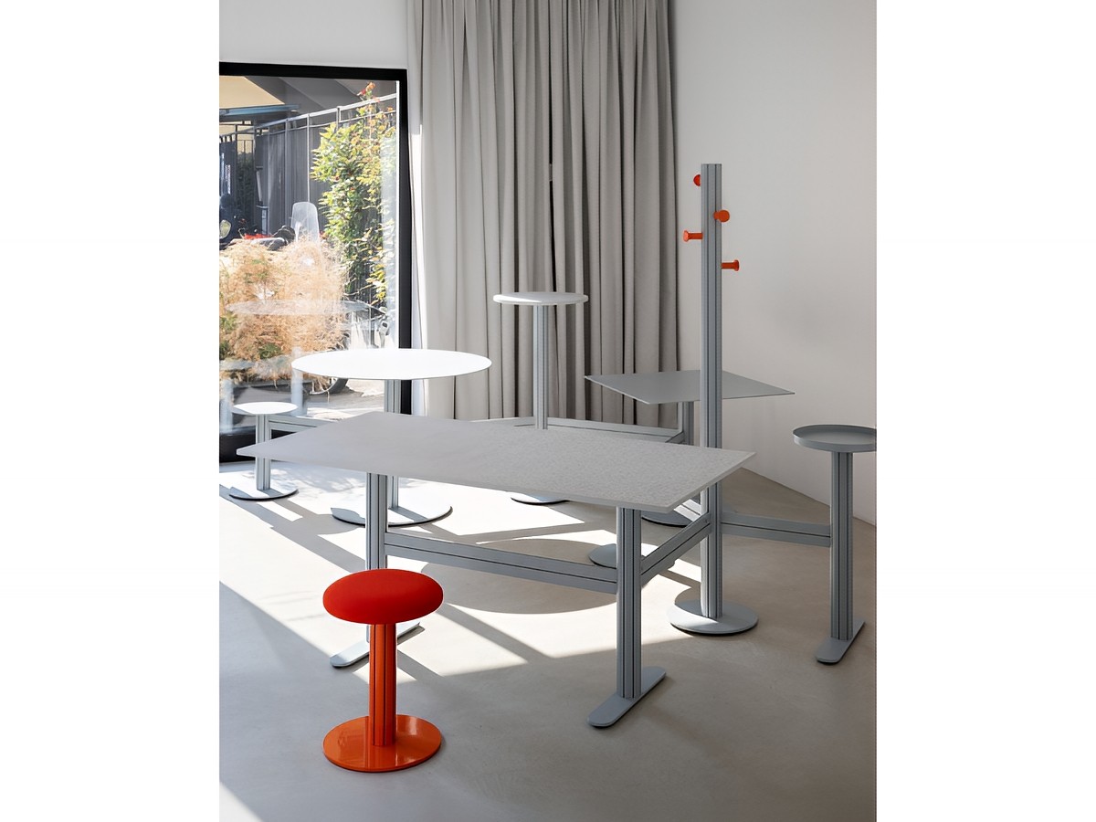 Kristalia Ottavo Table