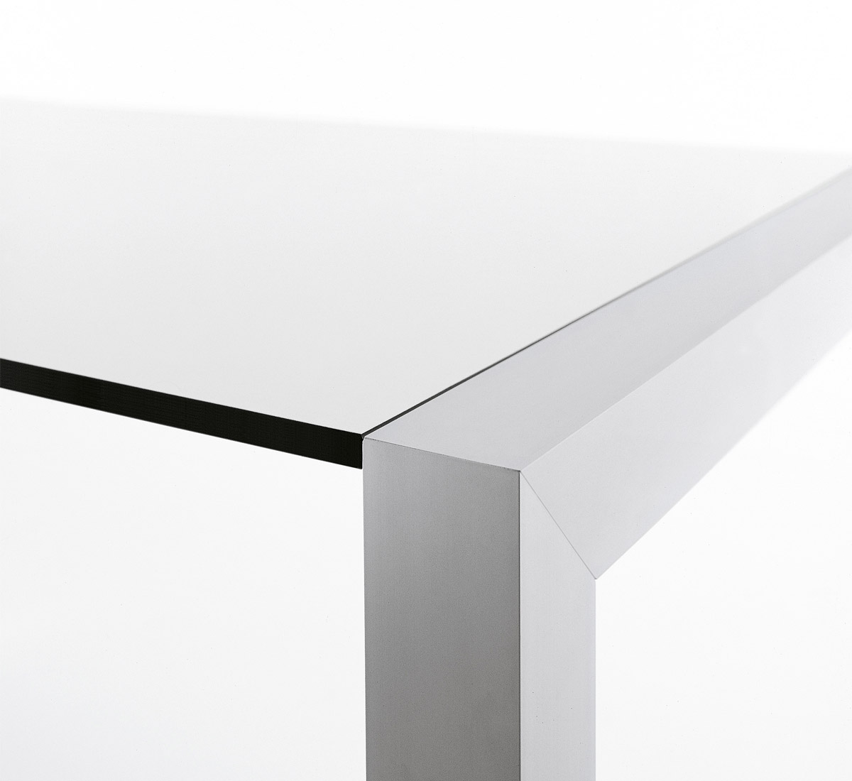 Kristalia Sushi 90 Outdoor Table