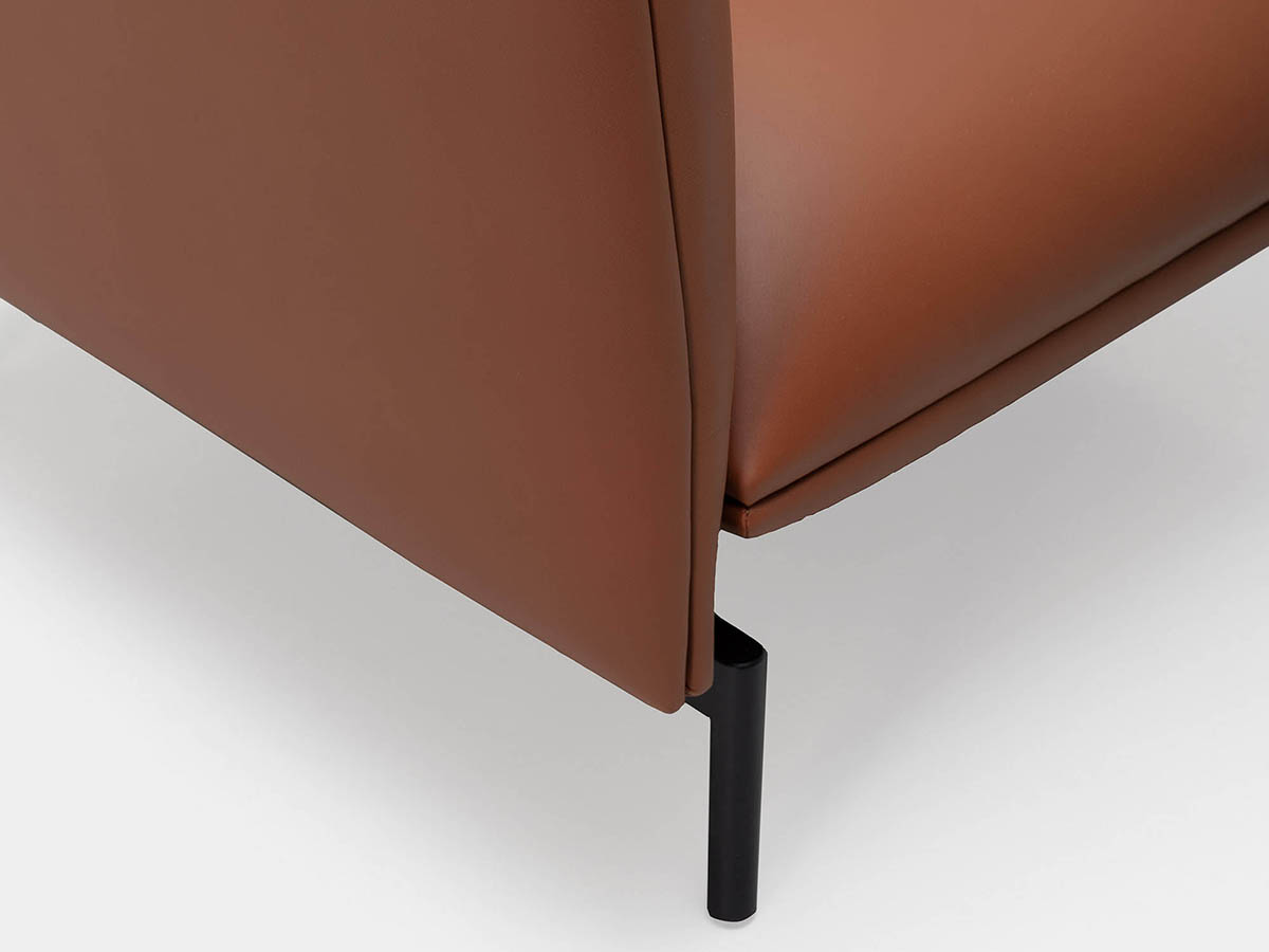 Kristalia Tenso Armchair Black Varnished Base