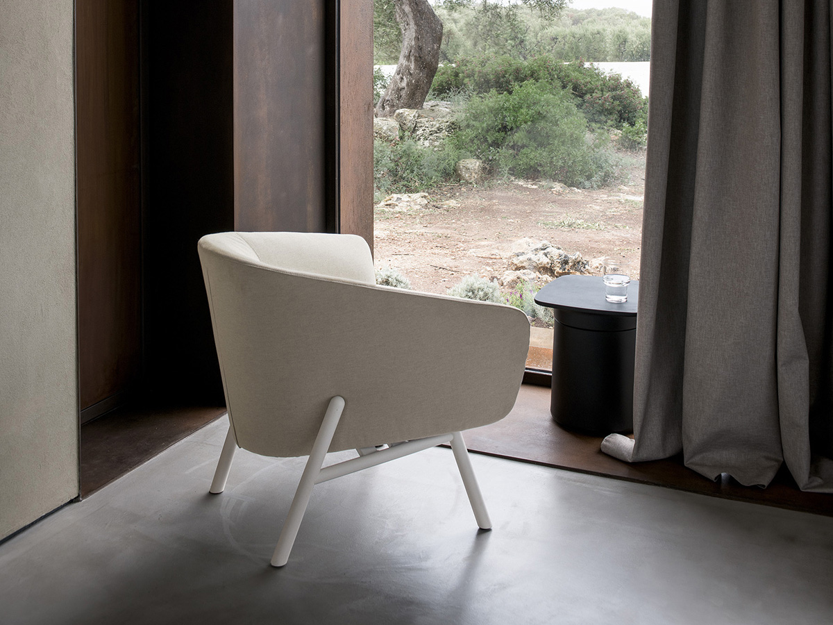 Kristalia Tuile Armchair Outdoor Po01 White Base