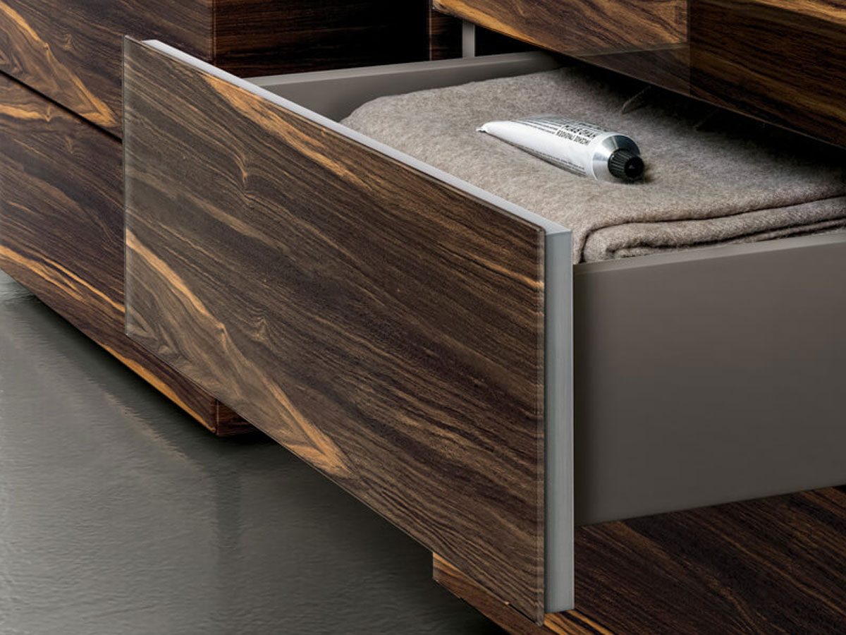 Lago 36e8 0654 Chest Of Drawers
