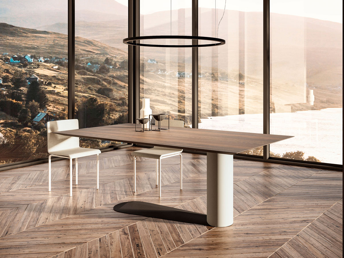 Lago Bold Table Haywood Mandorla
