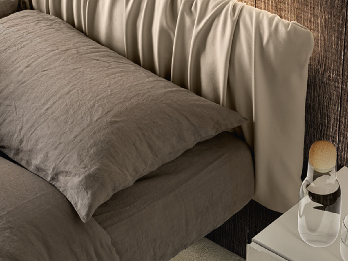 Lago Fluttua Replis Bed