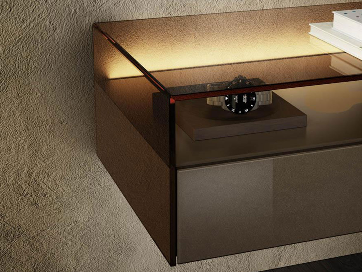 Lago Hom Bedside Table