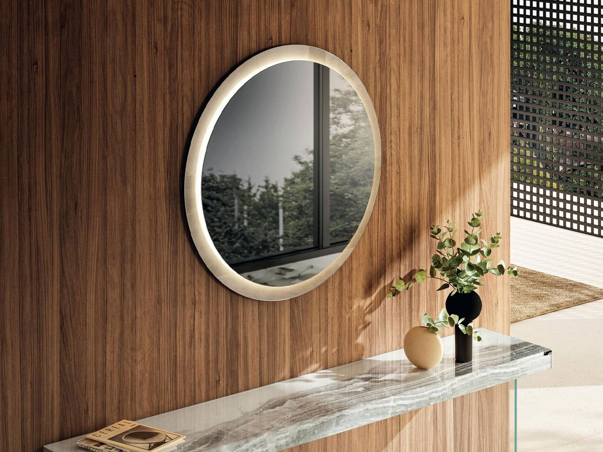 Lago Kibi Mirror