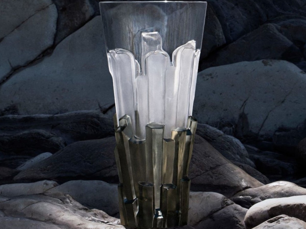 Lalique Basalte Vase