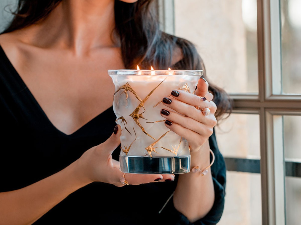Lalique Oceans Gold Scented Candle