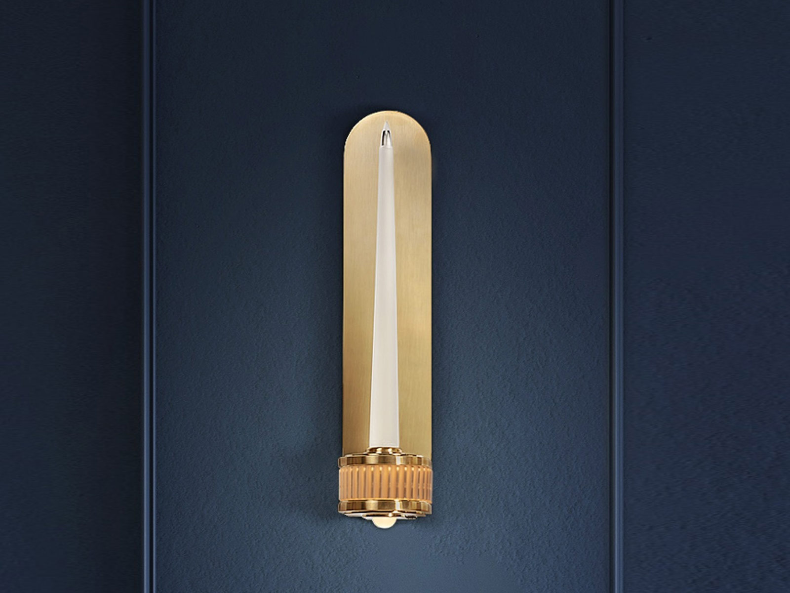 Lalique Perles Wall Lamp