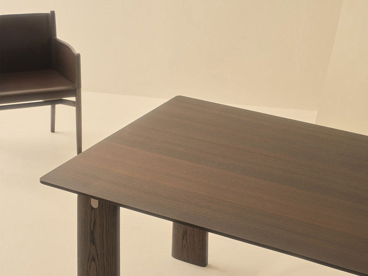 Lema Jiku Table
