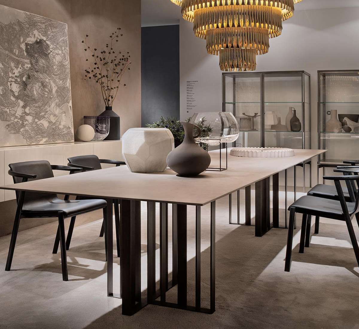 Lema Shade Table