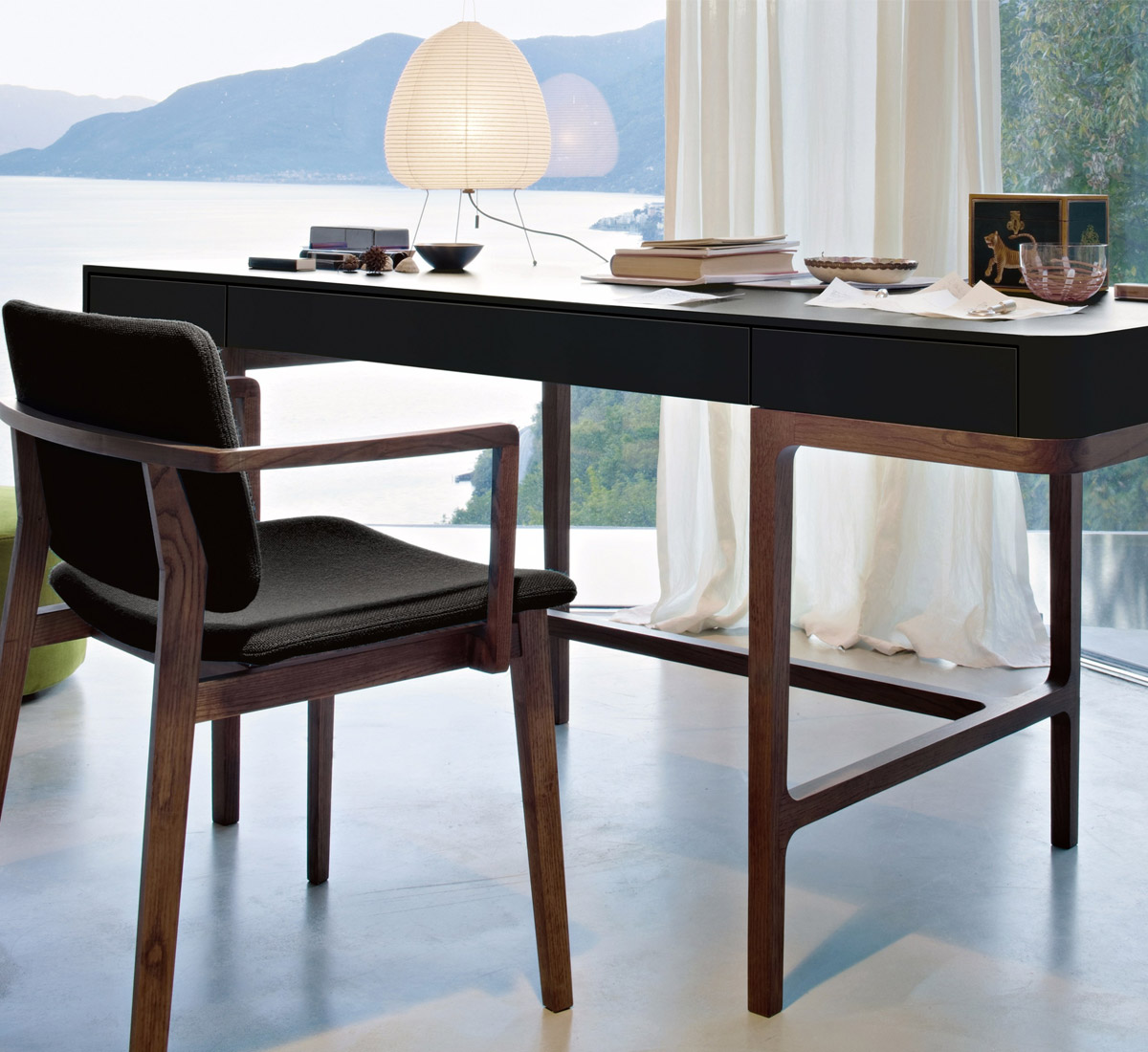Lema Victor Desk