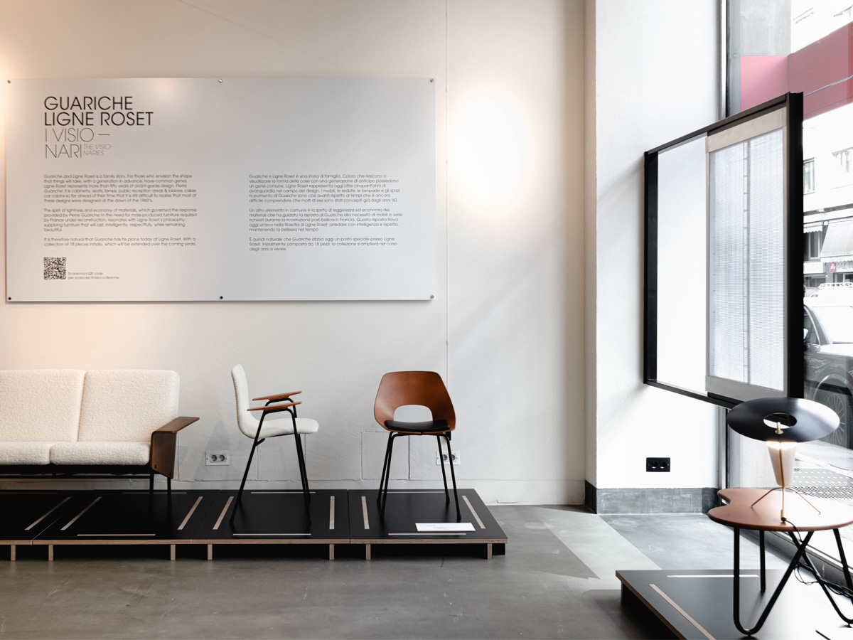 Ligne Roset G24 Table Lamp