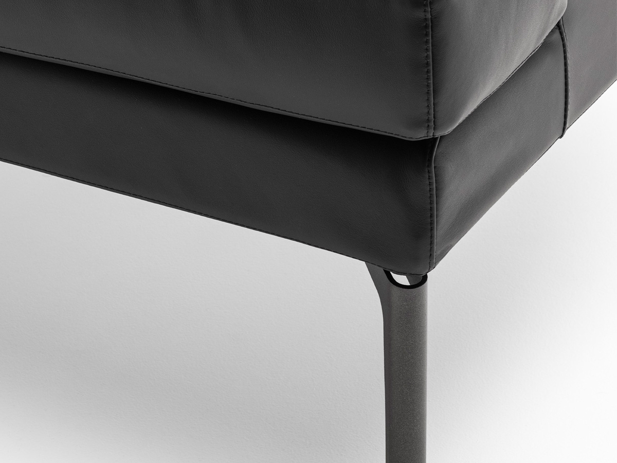 Living Divani Clan Round Armchair