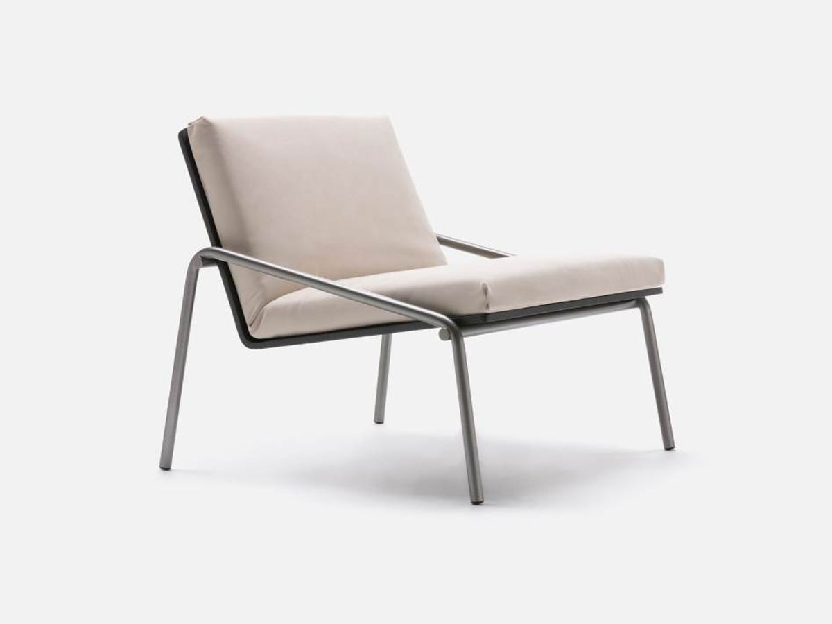 Living Divani Fillet Lounge Chair