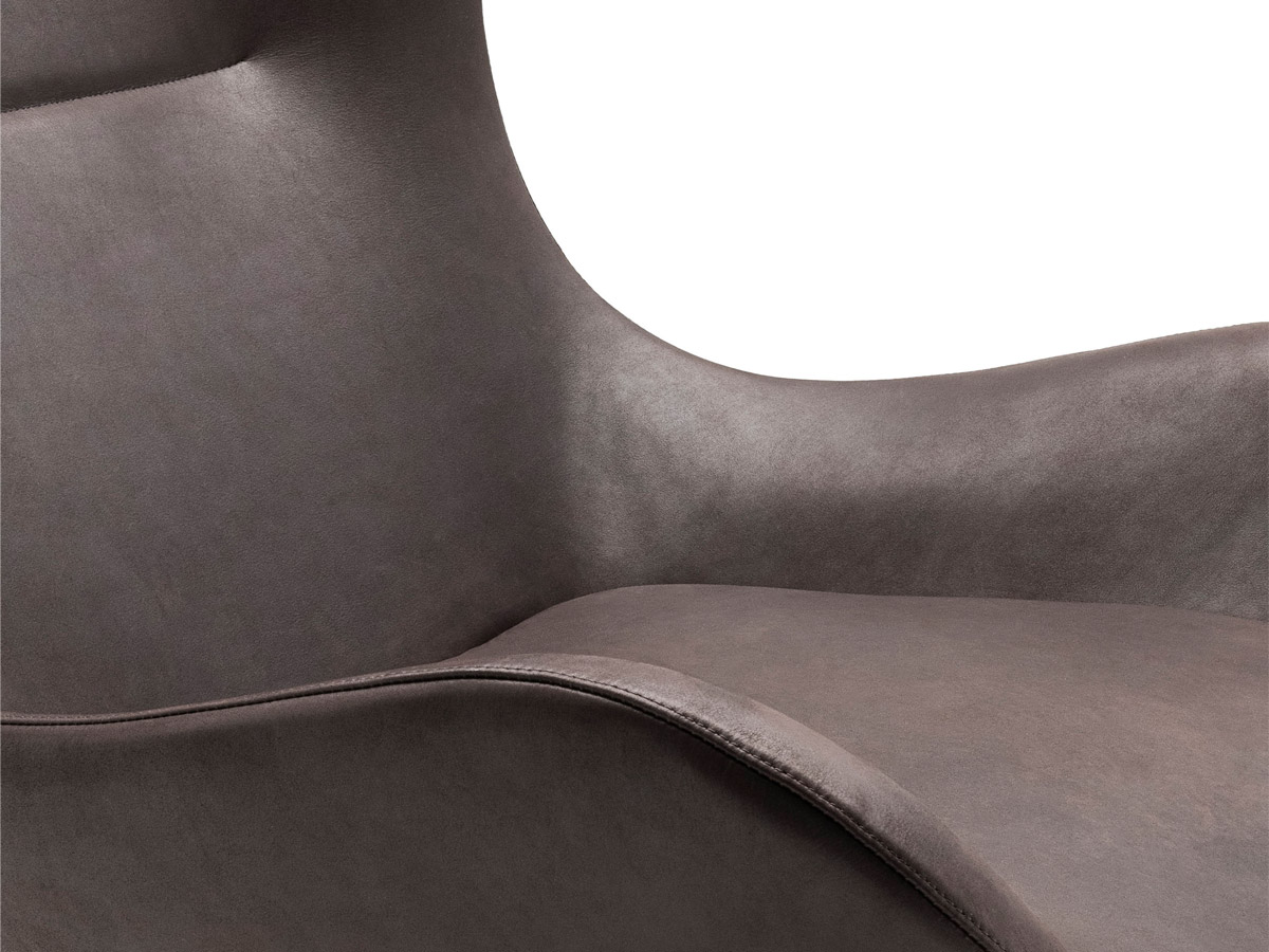 Living Divani Oolong Armchair