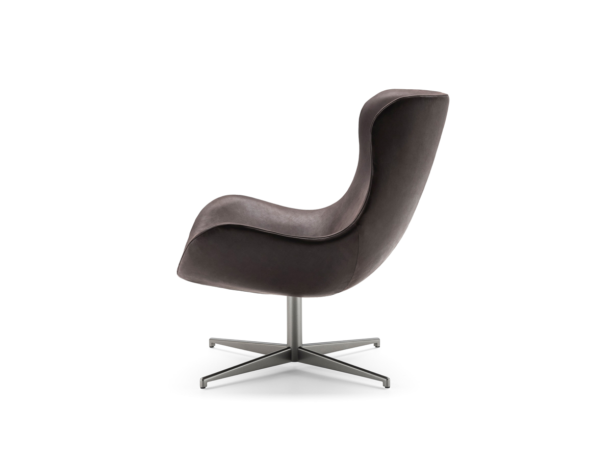 Living Divani Oolong Armchair