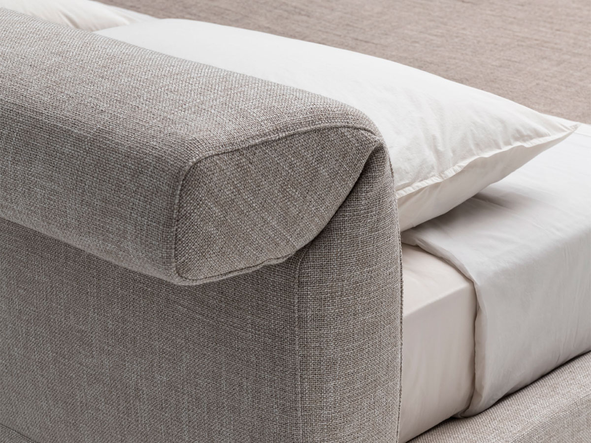 Living Divani Sumo Bed