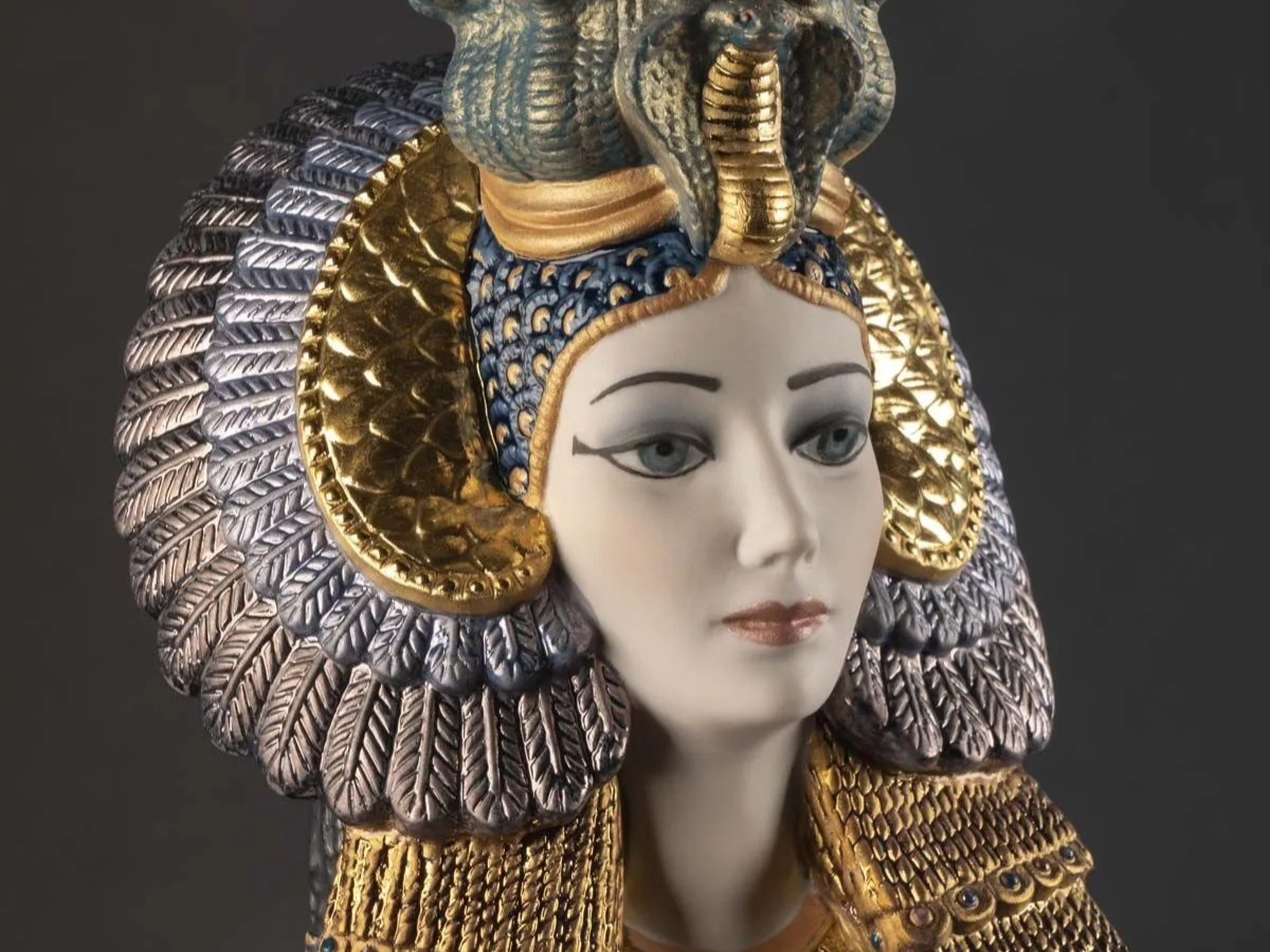 Lladró Cleopatra Sculpture Limited Edition