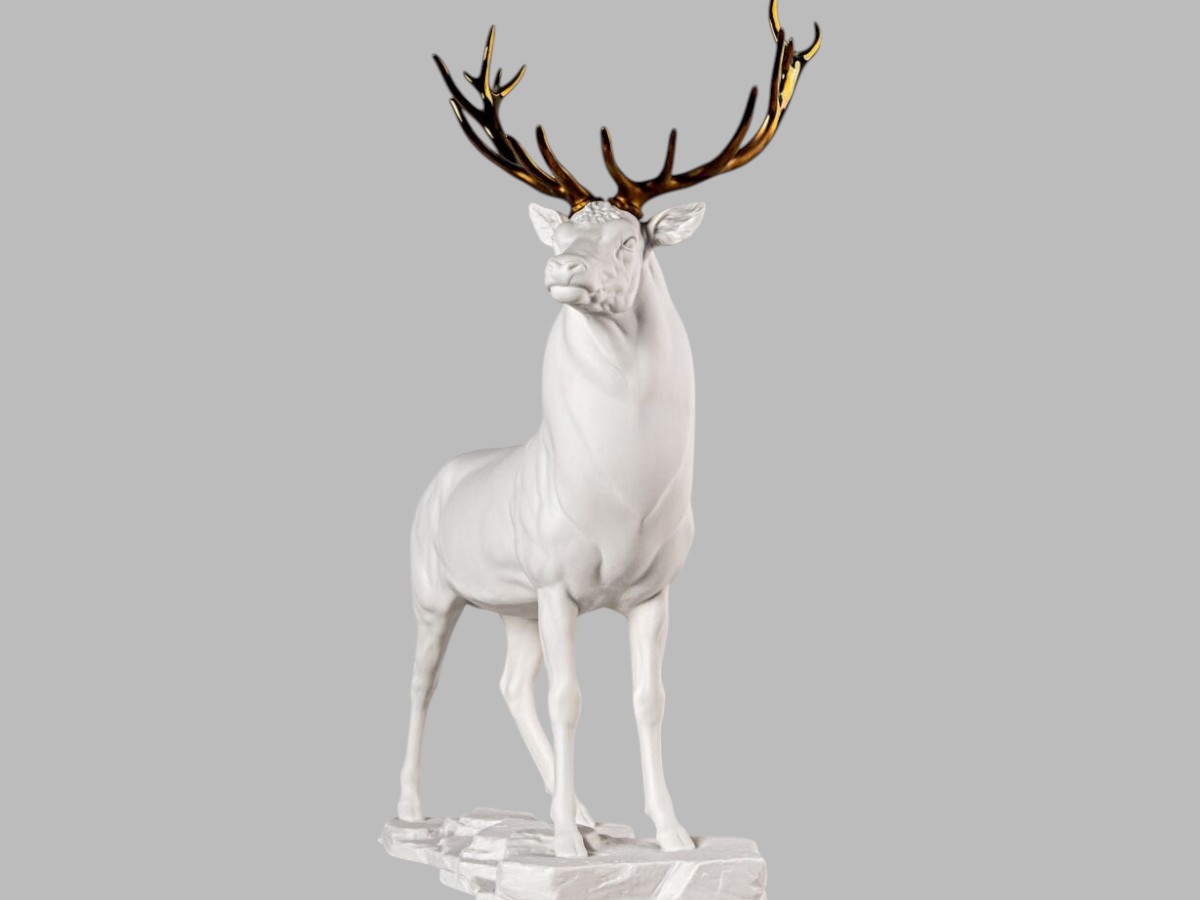 Lladró Deer Sculpture