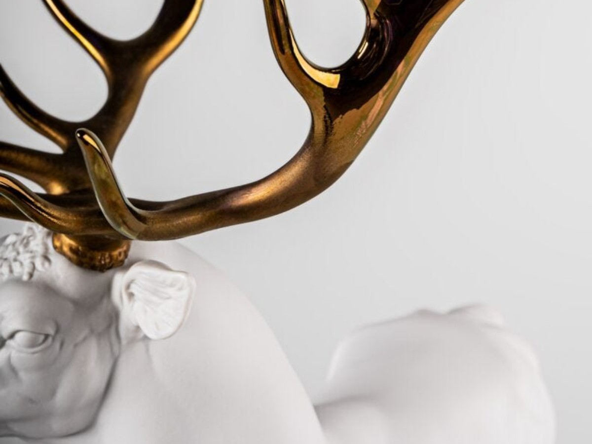 Lladró Deer Sculpture