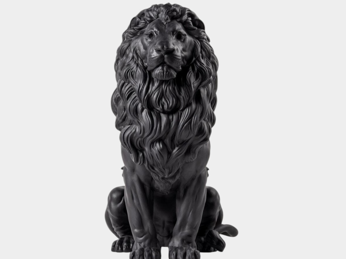 Lladró Majestic Lion Sculpture