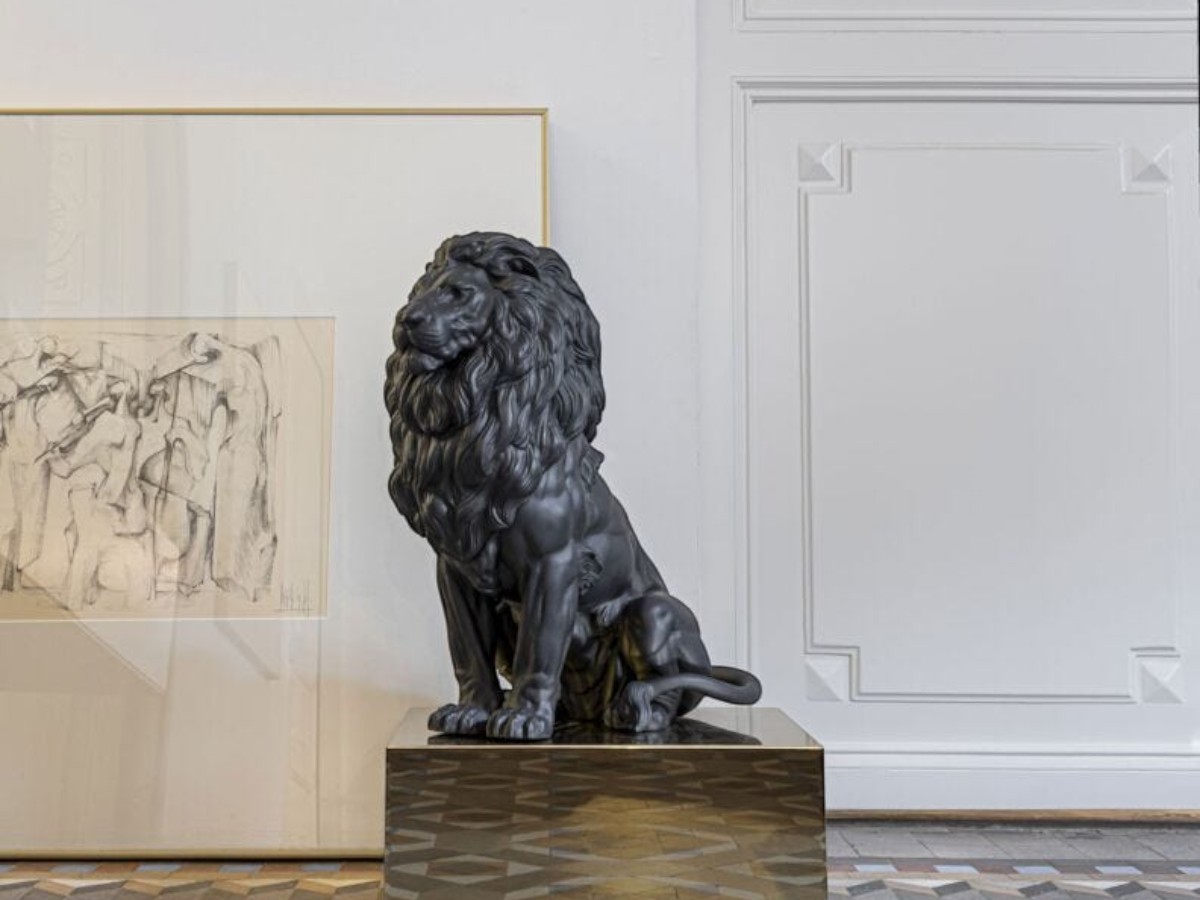 Lladró Majestic Lion Sculpture