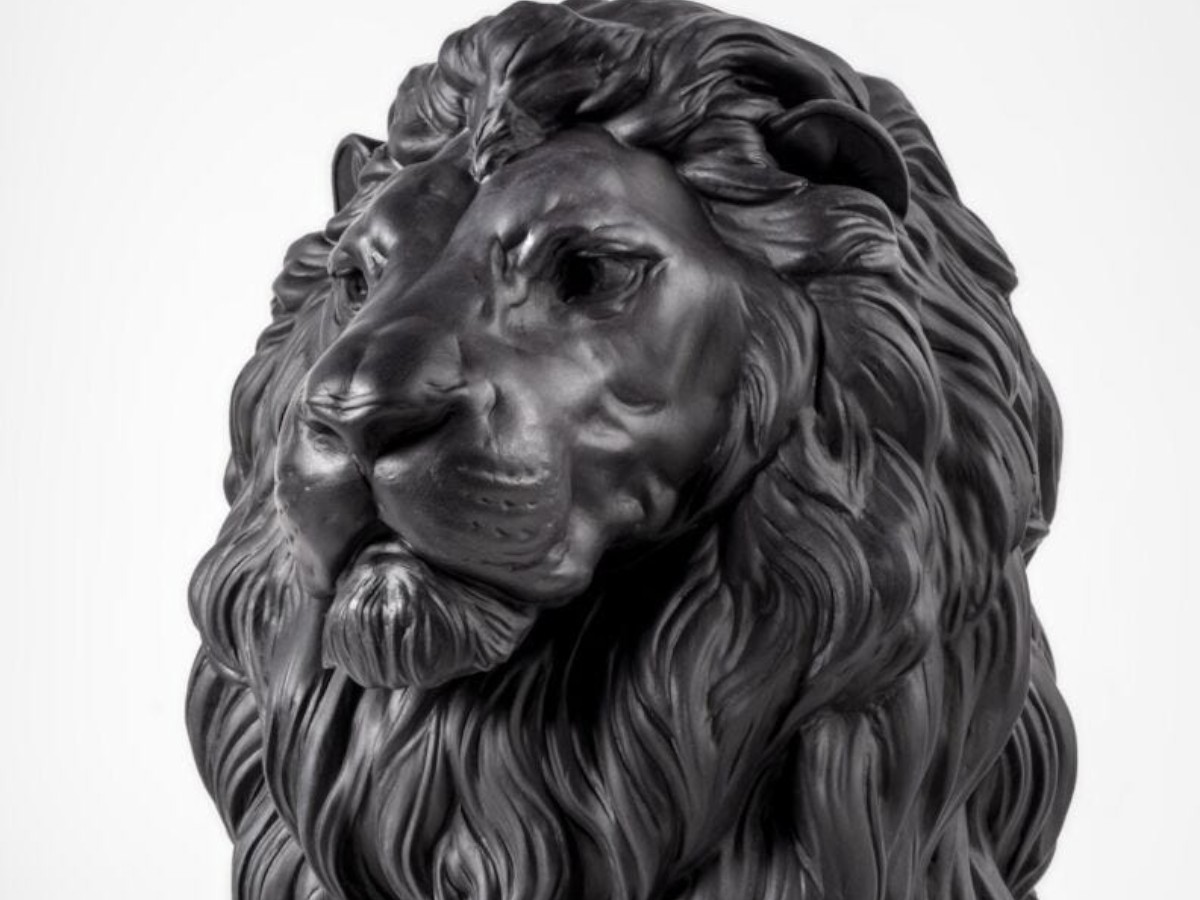 Lladró Majestic Lion Sculpture