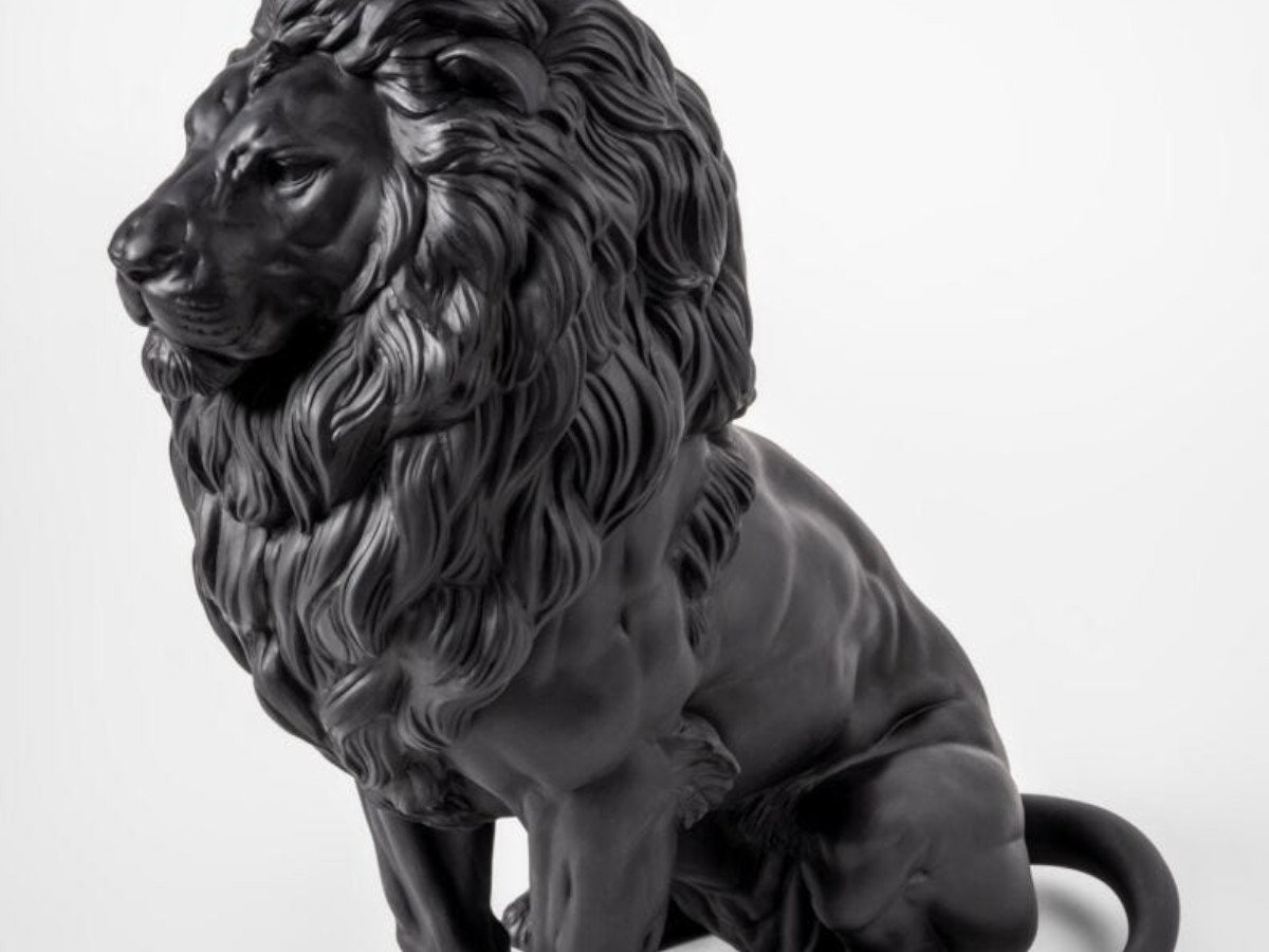 Lladró Majestic Lion Sculpture
