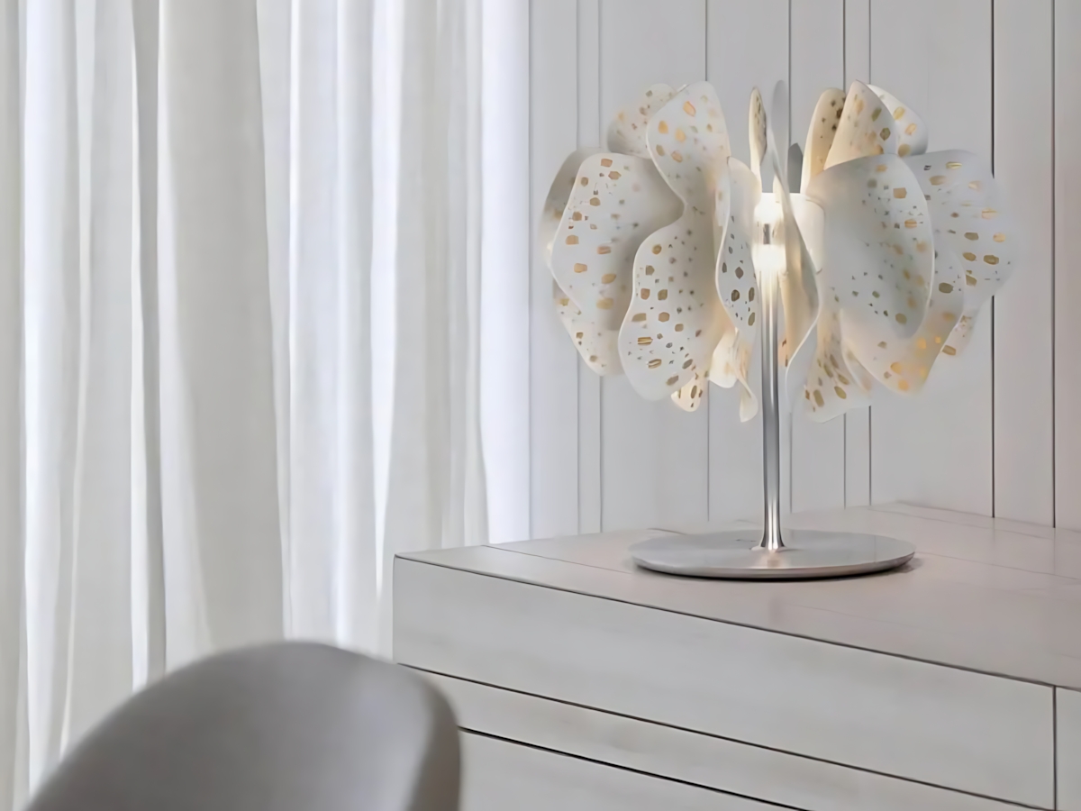 Lladró Nightbloom Table Lamp