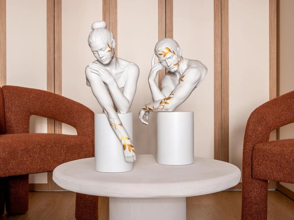 Lladró Reflections Of Nature Him Sculpture White And Gold