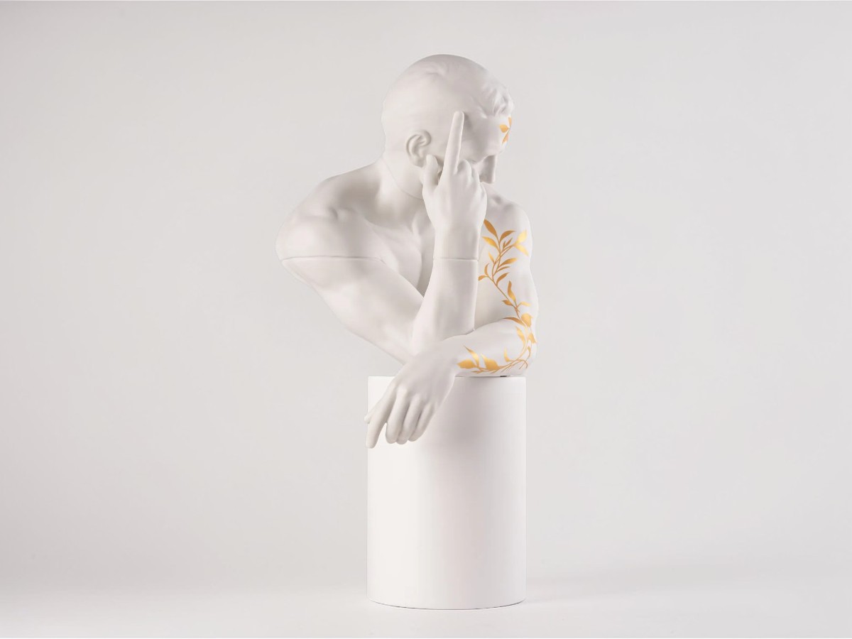 Lladró Reflections Of Nature Him Sculpture White And Gold