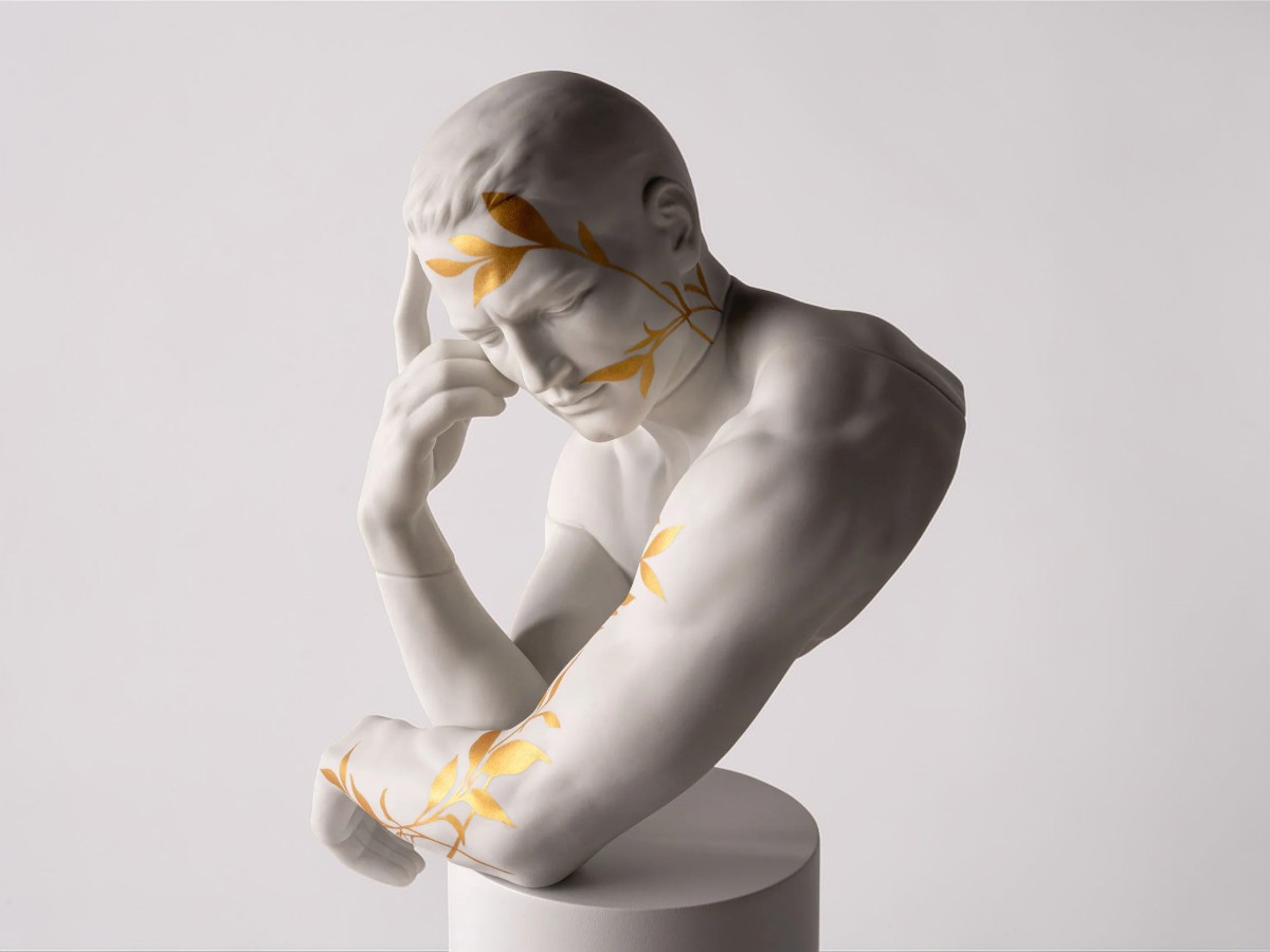 Lladró Reflections Of Nature Him Sculpture White And Gold