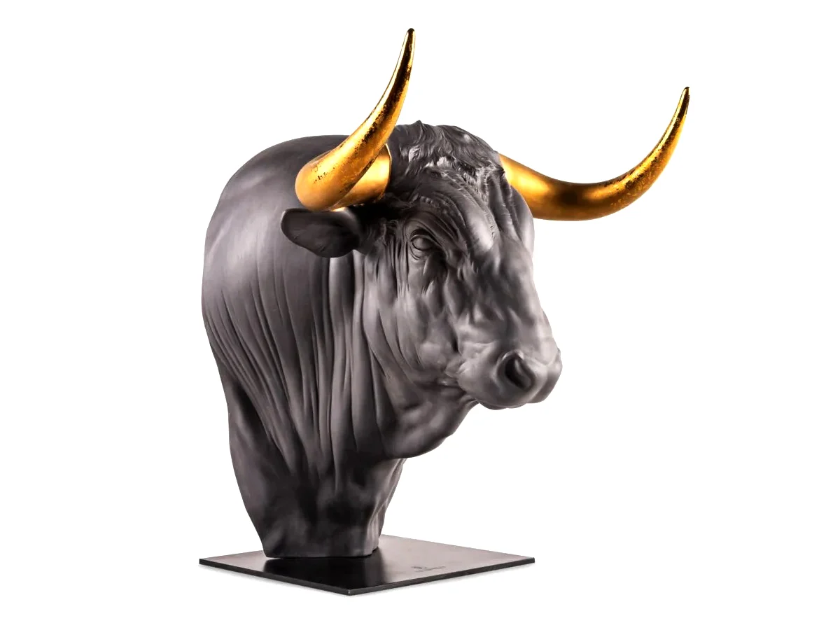 Скульптура Lladró Taurus