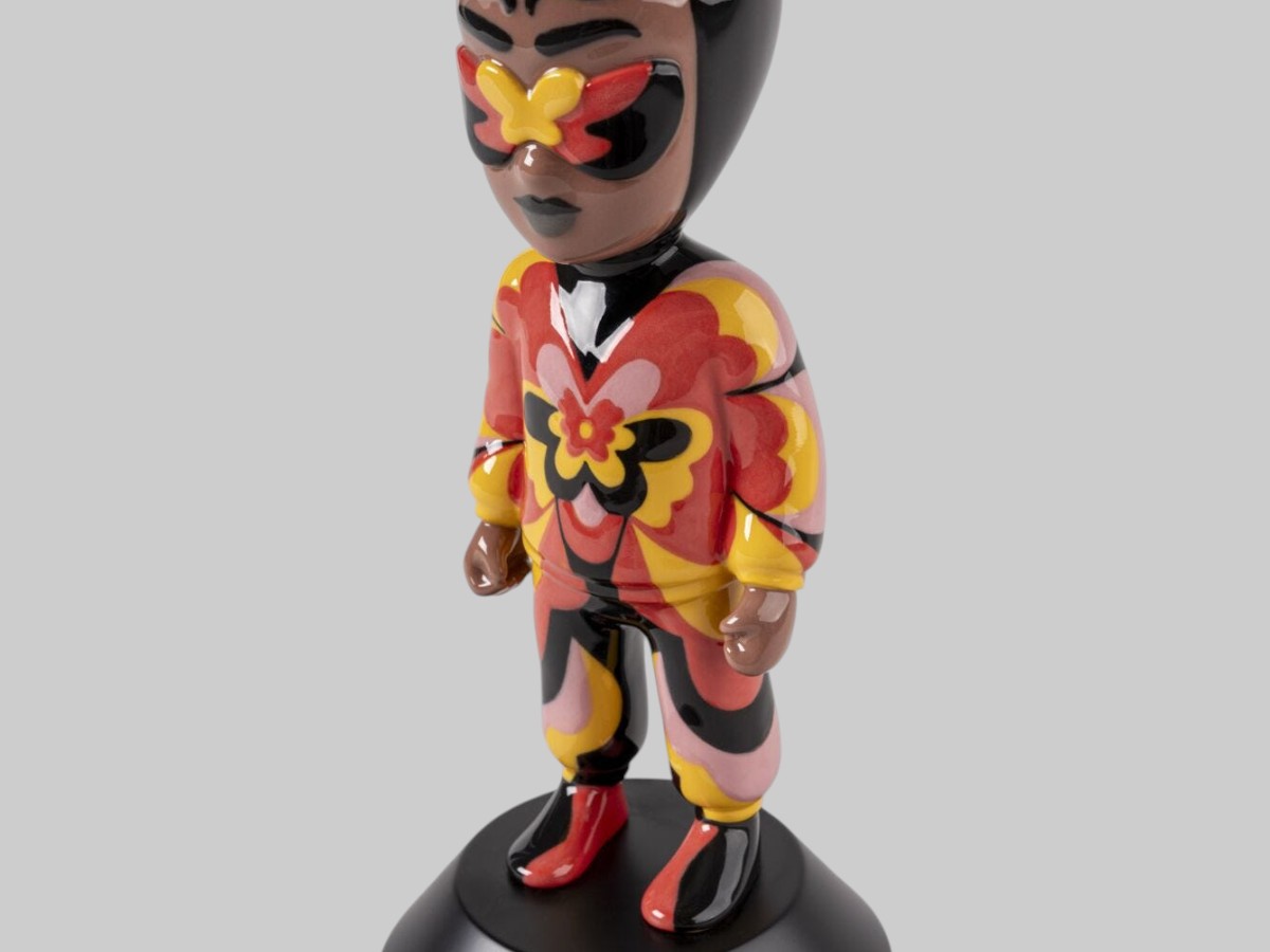 Lladró The Guest By Jade Purple Brown Figurine Little Numbered Series