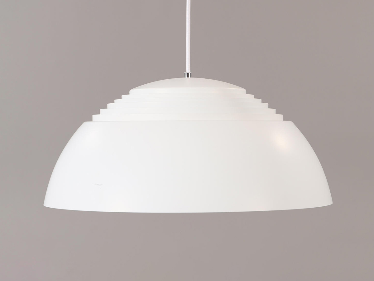 Louis Poulsen Aj Royal 500 Suspension Lamp 100w