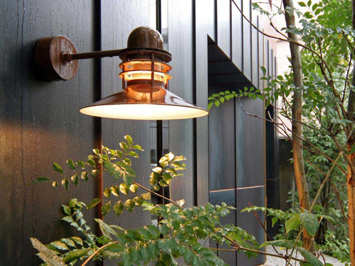 Louis Poulsen Nyhavn Wall Lamp