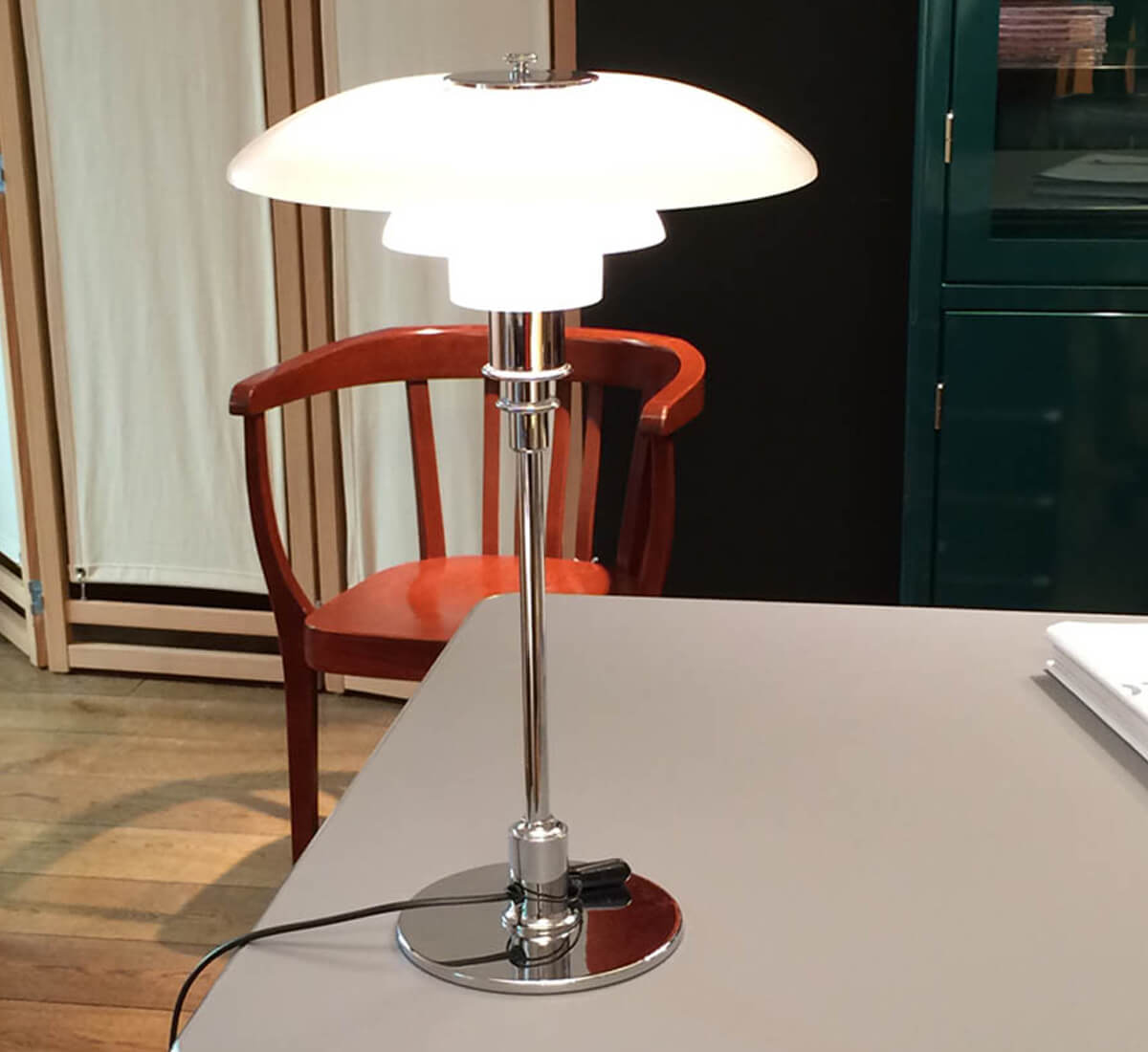 Louis Poulsen Ph 3 2 Glass Table Lamp