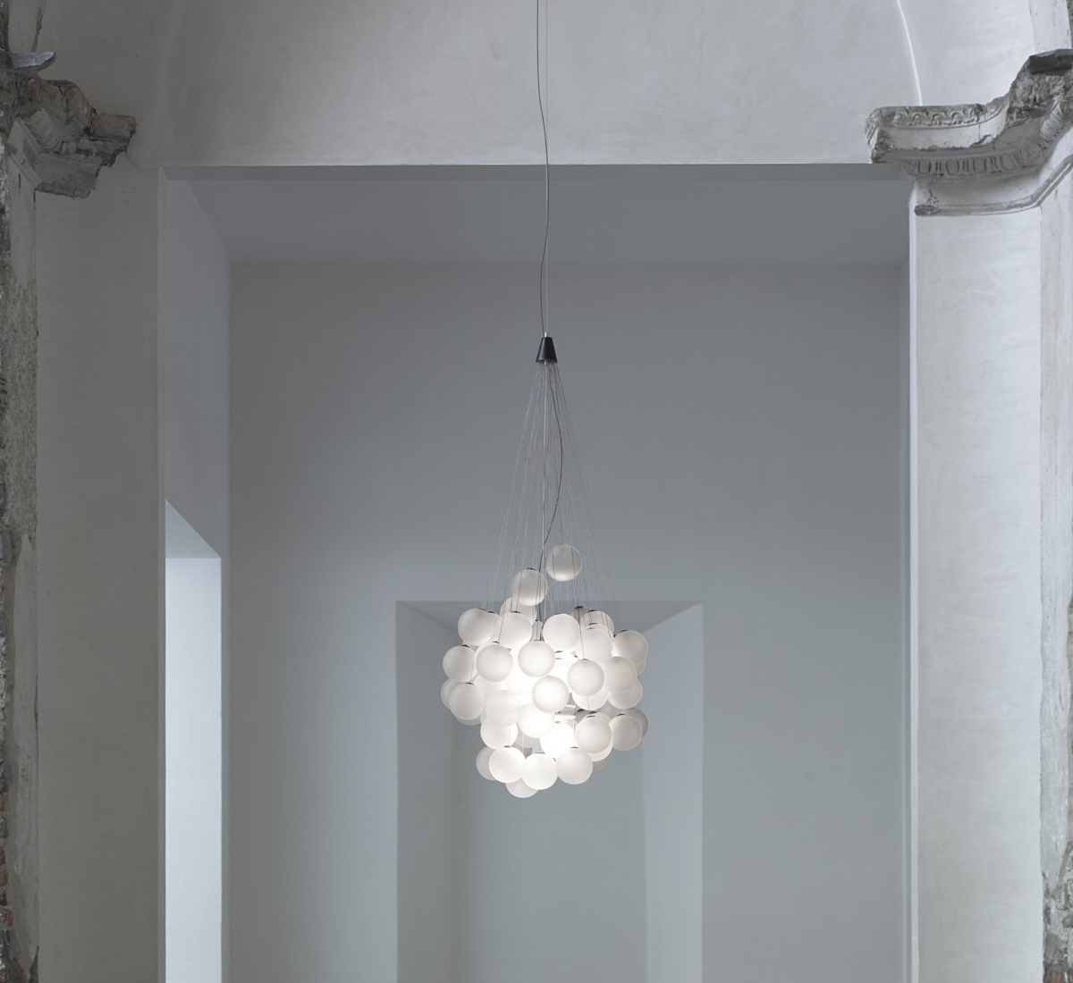 Luceplan D87 Stochastic Suspension Lamp