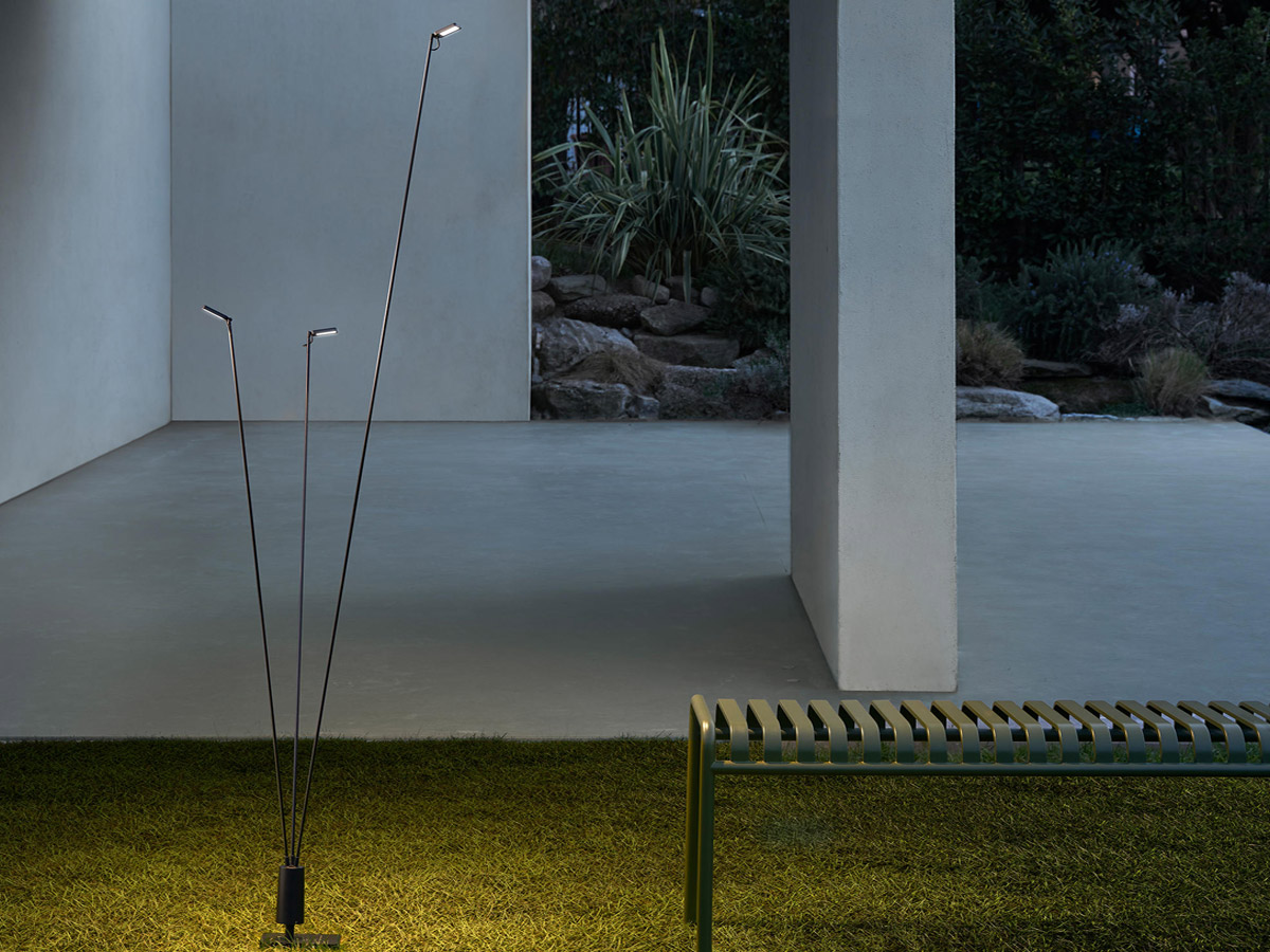 Luceplan Flia Outdoor Floor Lamp 3 Stems