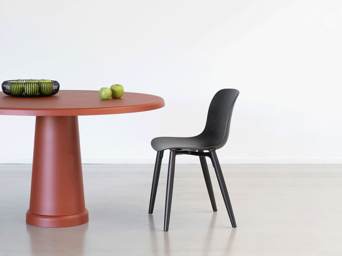 Magis All Round Table