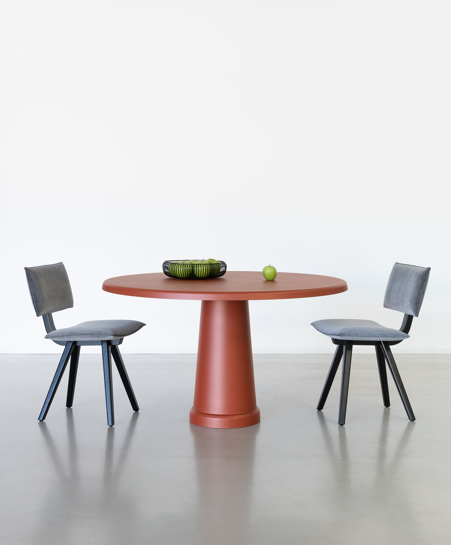 Magis All Round Table