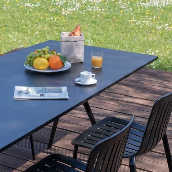 Magis Baguette Outdoor Table
